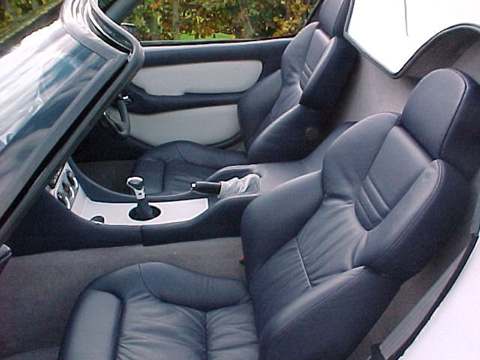 32interior.jpg