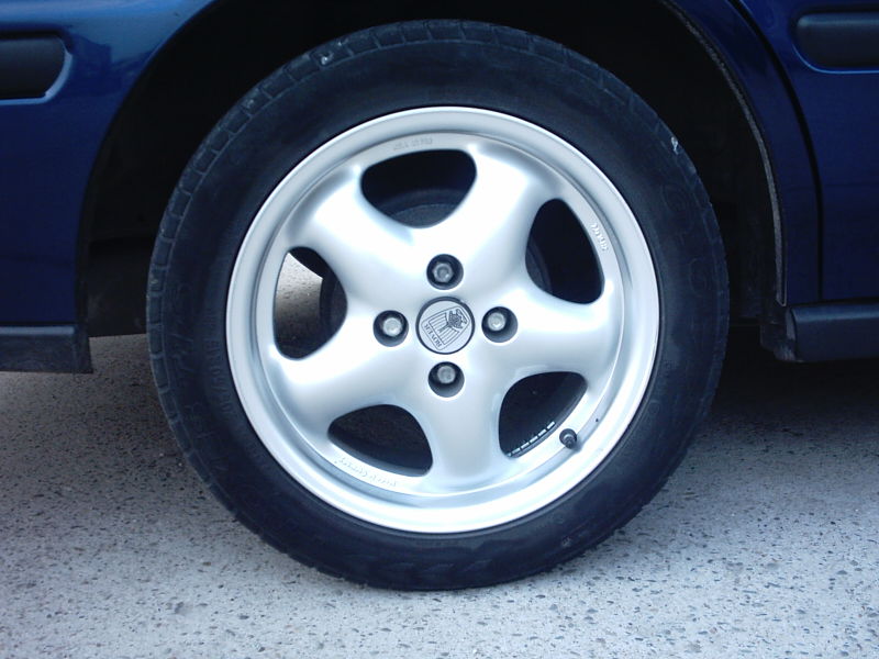 Rover 400