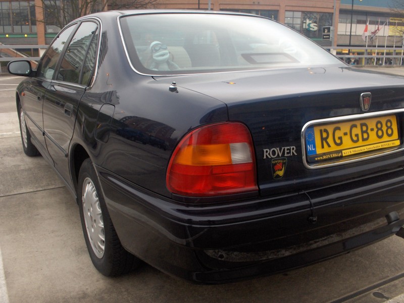 Tyl R600