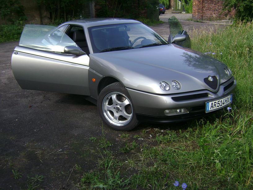 AR Gtv