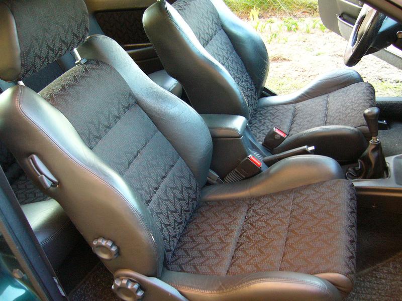 R220T Coupe