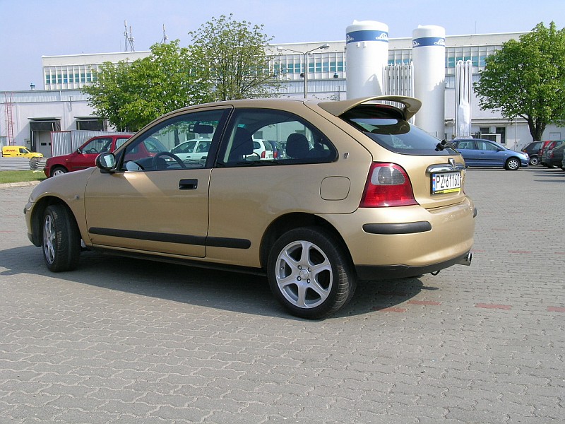 R25