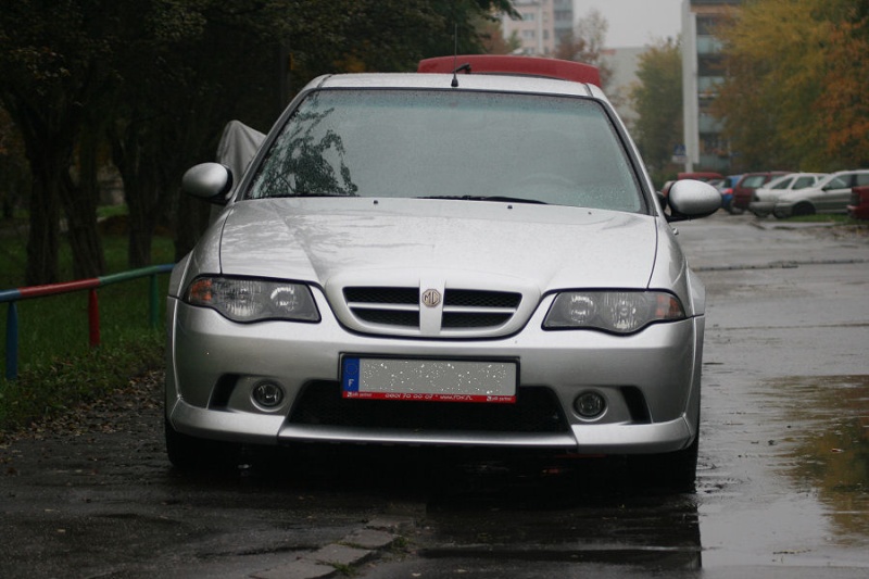 MG ZS180