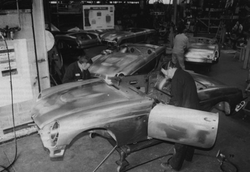 rv8_produkcja_01.jpg