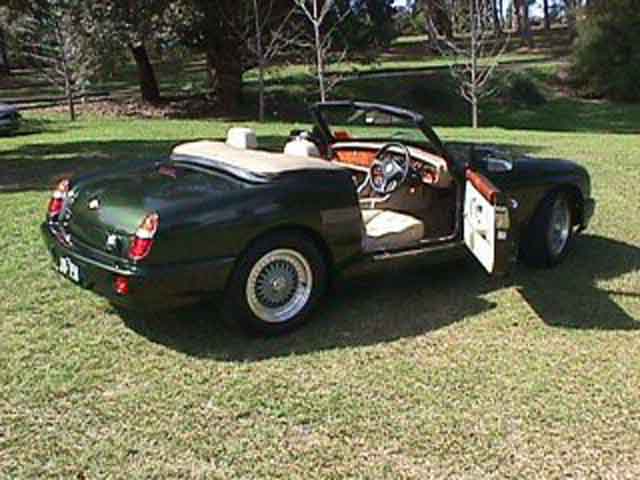 rv8_wnetrze_08.jpg