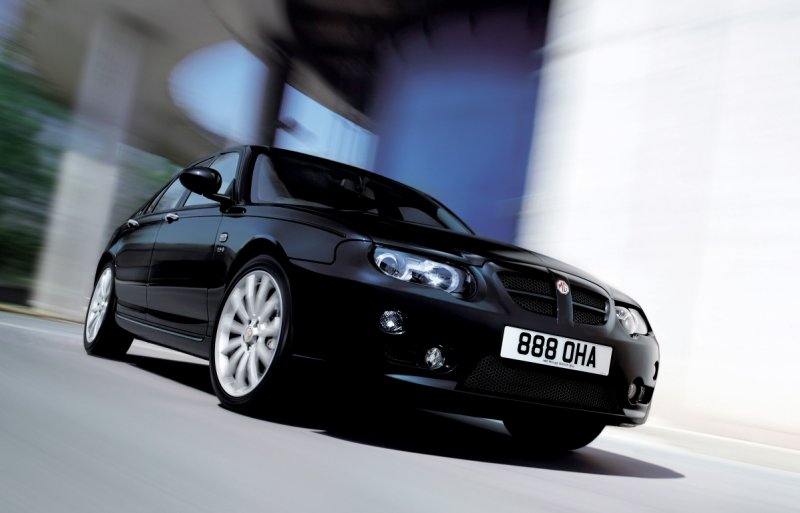 MG ZT '04
