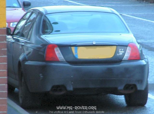 MG ZT V8