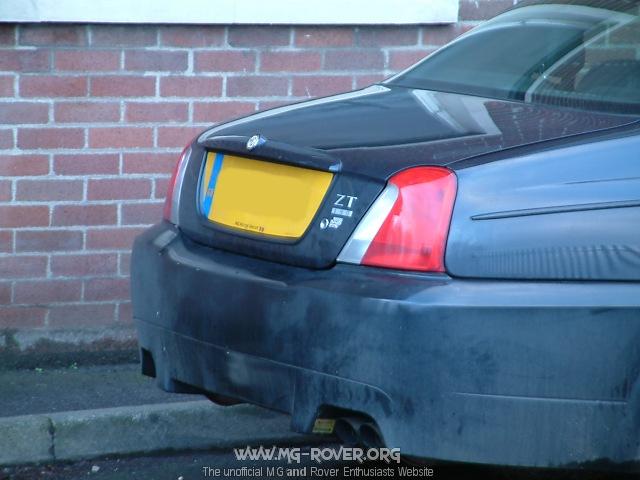 MG ZT V8