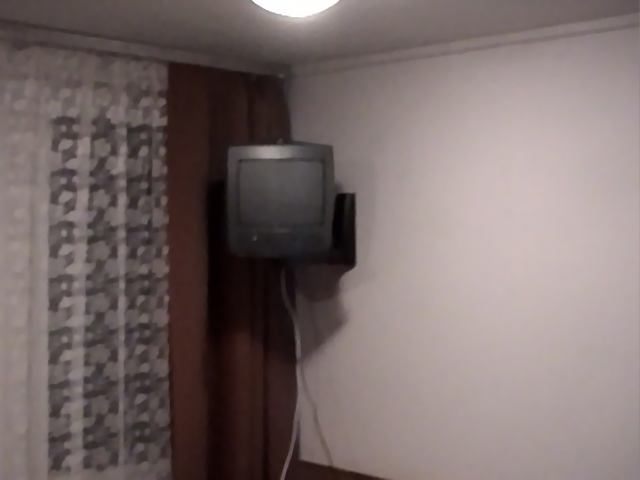 04_tvinroom.jpg
