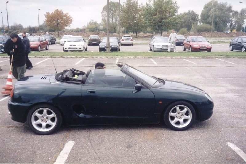 2002 10 Soczewka